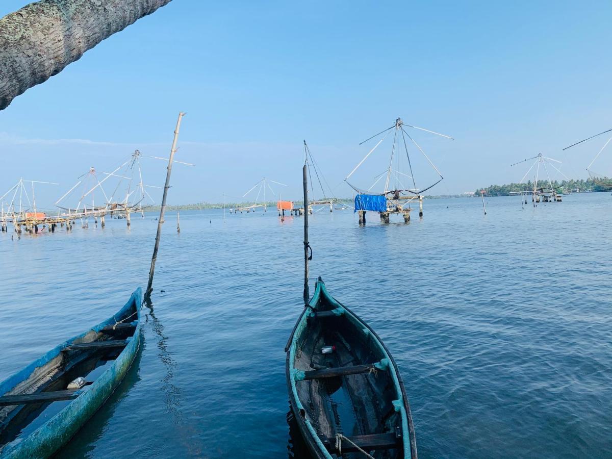 Kallanchery Retreat Kochi Bagian luar foto
