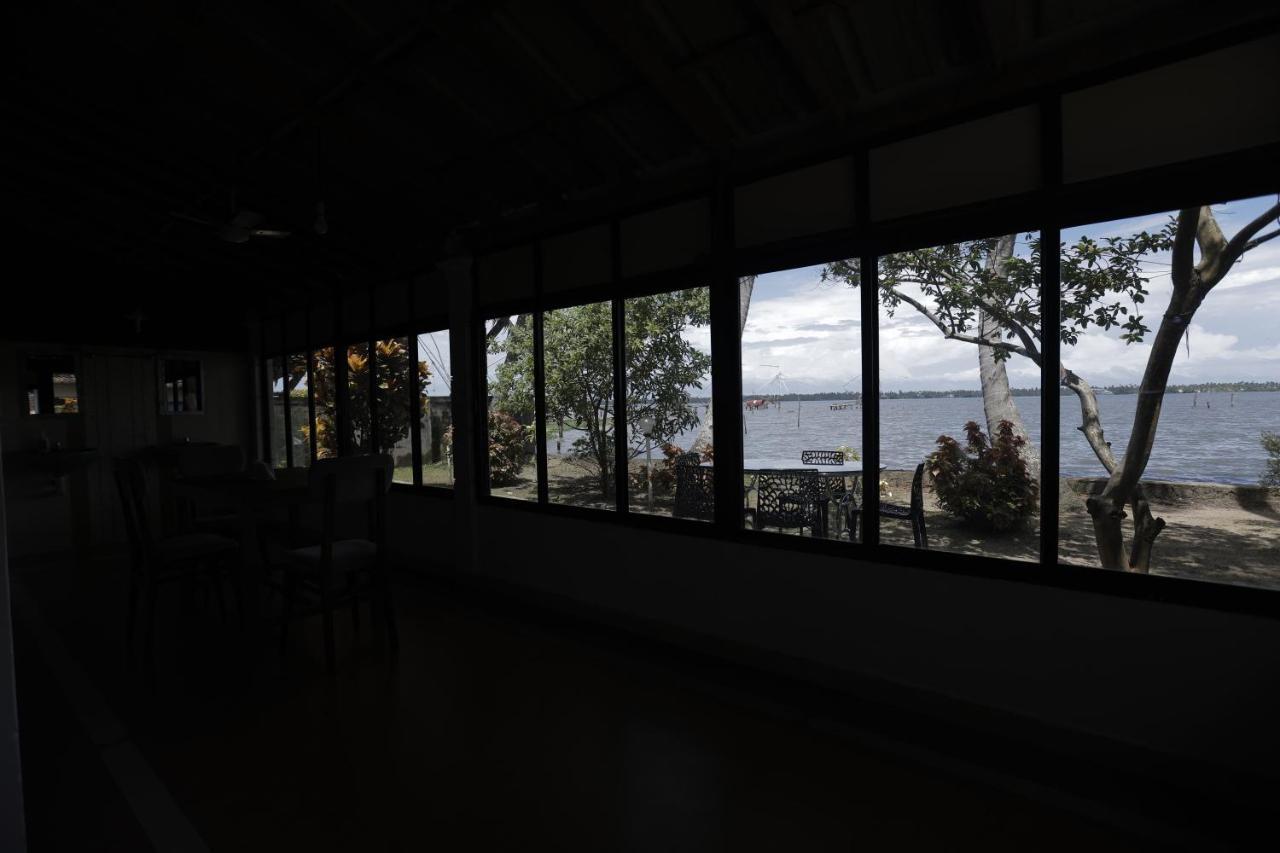 Kallanchery Retreat Kochi Bagian luar foto