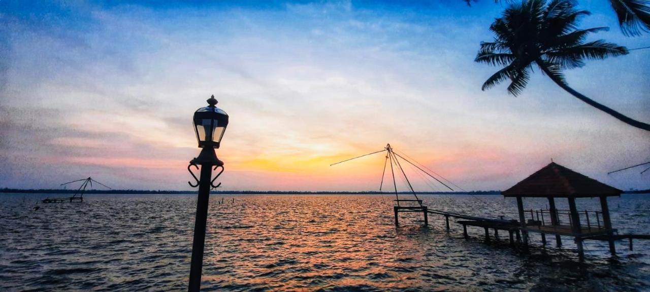 Kallanchery Retreat Kochi Bagian luar foto