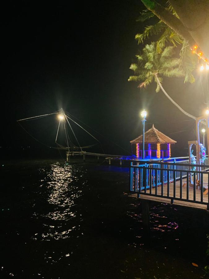 Kallanchery Retreat Kochi Bagian luar foto