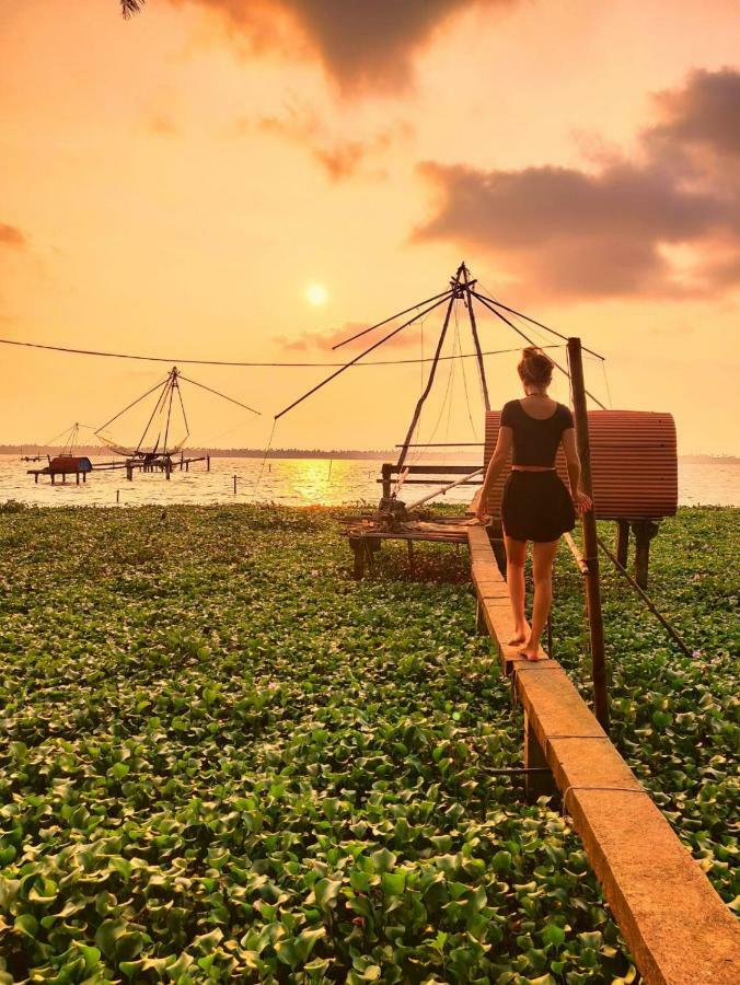 Kallanchery Retreat Kochi Bagian luar foto